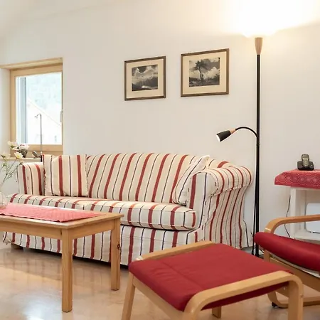 Puntschella Veglia Apartment *